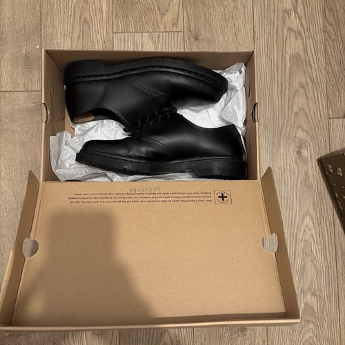 Martens doc - martens, 1461